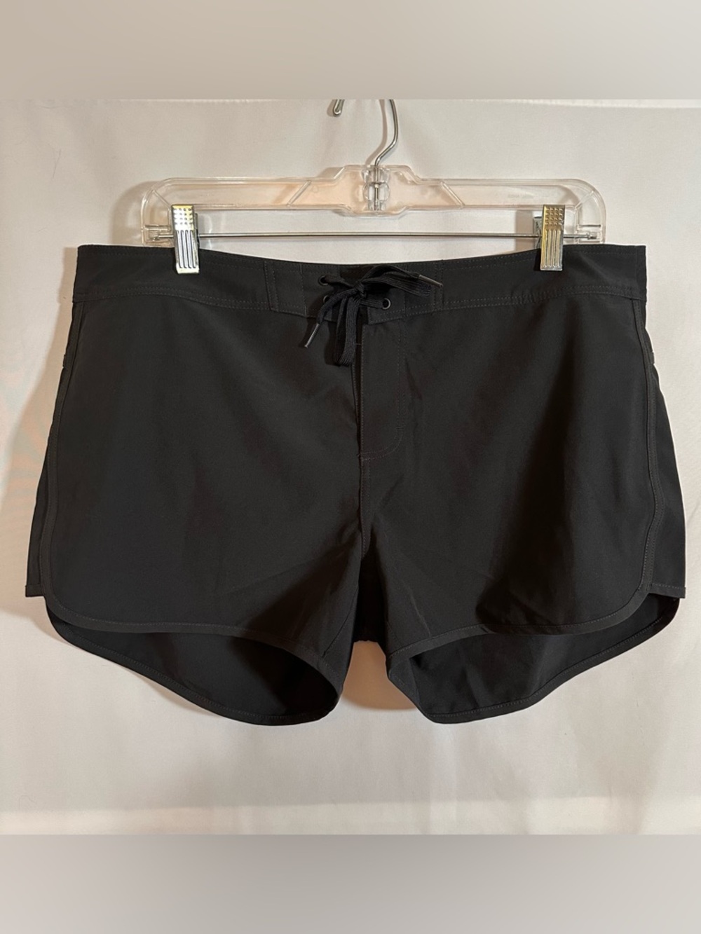 prAna Black Schaffie Board Shorts Swim Cover Up Dolphin Hem Size Large